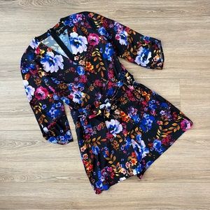 NWOT Yumi Kim floral romper, size XS